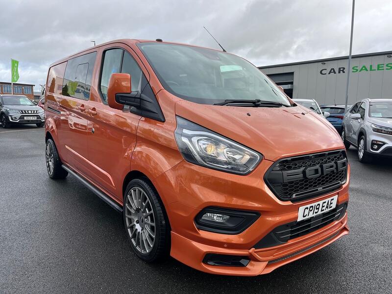 View FORD TRANSIT CUSTOM 2.0 320 EcoBlue Limited 