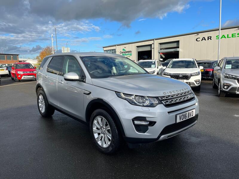 View LAND ROVER DISCOVERY SPORT DISCOVERY SPORT HSE TD4